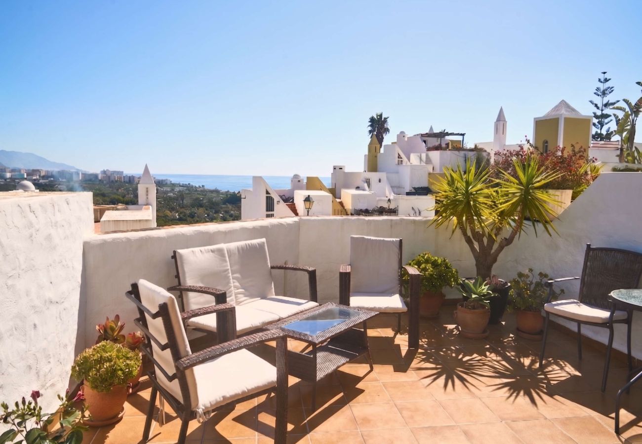 Casa a schiera a Nerja - Casablanca 9: Maisonette mit Terrassen auf mehreren Ebenen, Meerblick und Sonnenuntergang