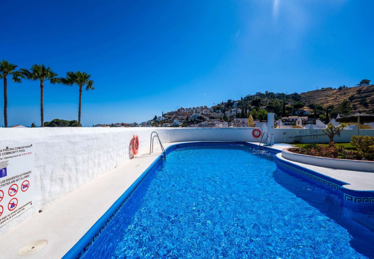 Casa a schiera a Nerja - Casablanca 9: Maisonette mit Terrassen auf mehreren Ebenen, Meerblick und Sonnenuntergang