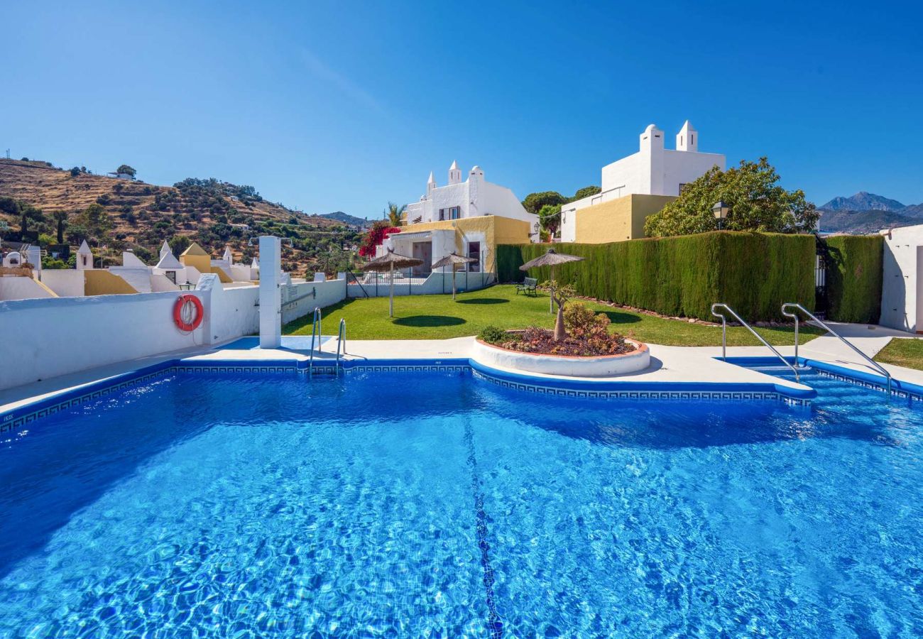 Casa a schiera a Nerja - Casablanca 9: Maisonette mit Terrassen auf mehreren Ebenen, Meerblick und Sonnenuntergang