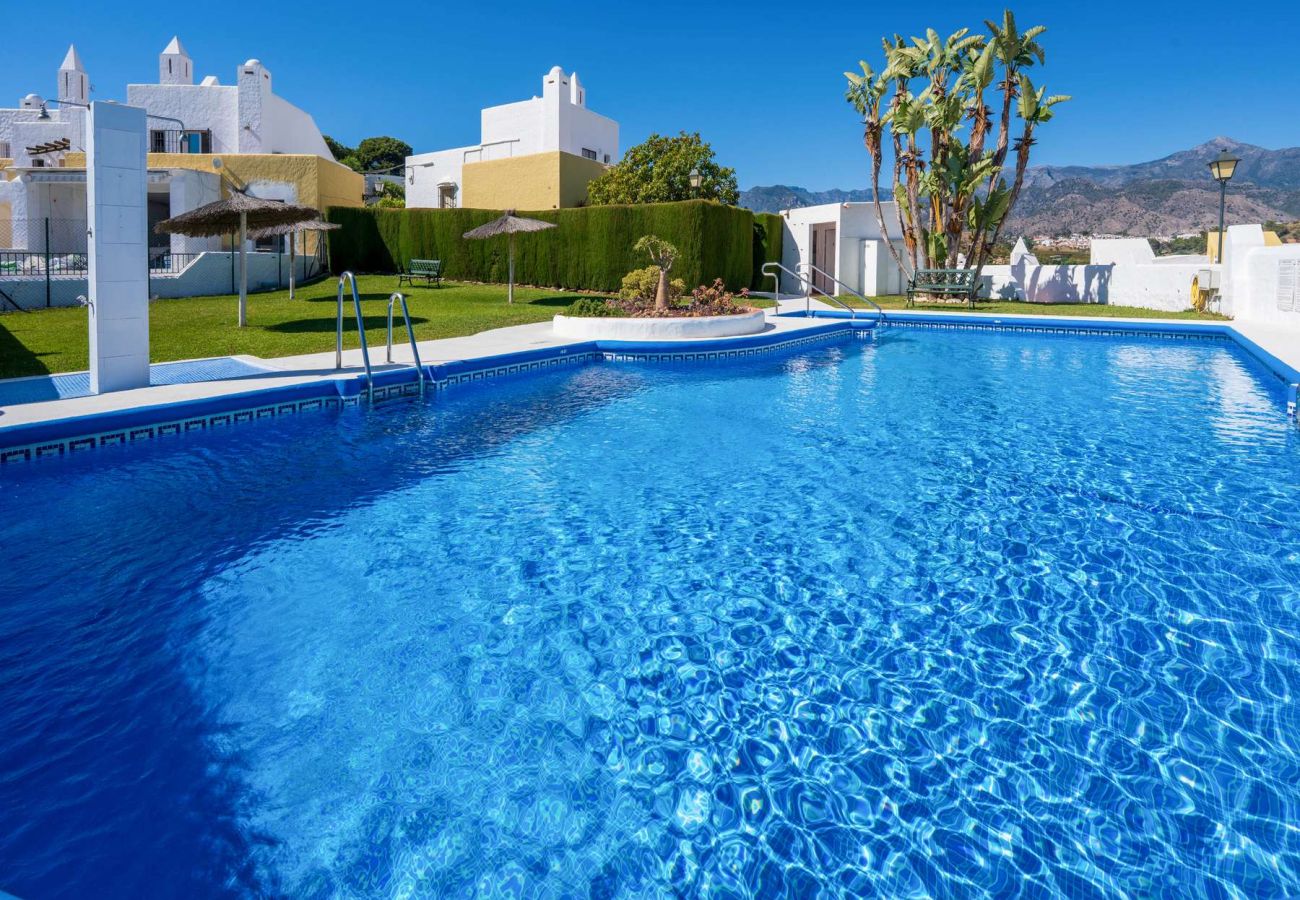 Casa a schiera a Nerja - Casablanca 9: Maisonette mit Terrassen auf mehreren Ebenen, Meerblick und Sonnenuntergang
