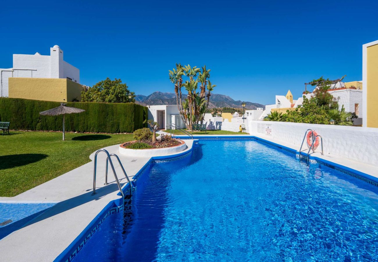 Casa a schiera a Nerja - Casablanca 9: Maisonette mit Terrassen auf mehreren Ebenen, Meerblick und Sonnenuntergang