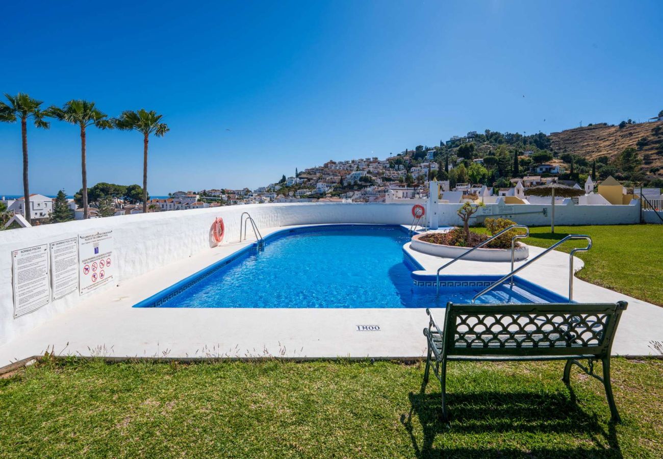 Casa a schiera a Nerja - Casablanca 9: Maisonette mit Terrassen auf mehreren Ebenen, Meerblick und Sonnenuntergang