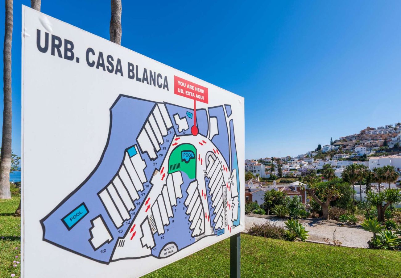 Casa a schiera a Nerja - Casablanca 9: Maisonette mit Terrassen auf mehreren Ebenen, Meerblick und Sonnenuntergang