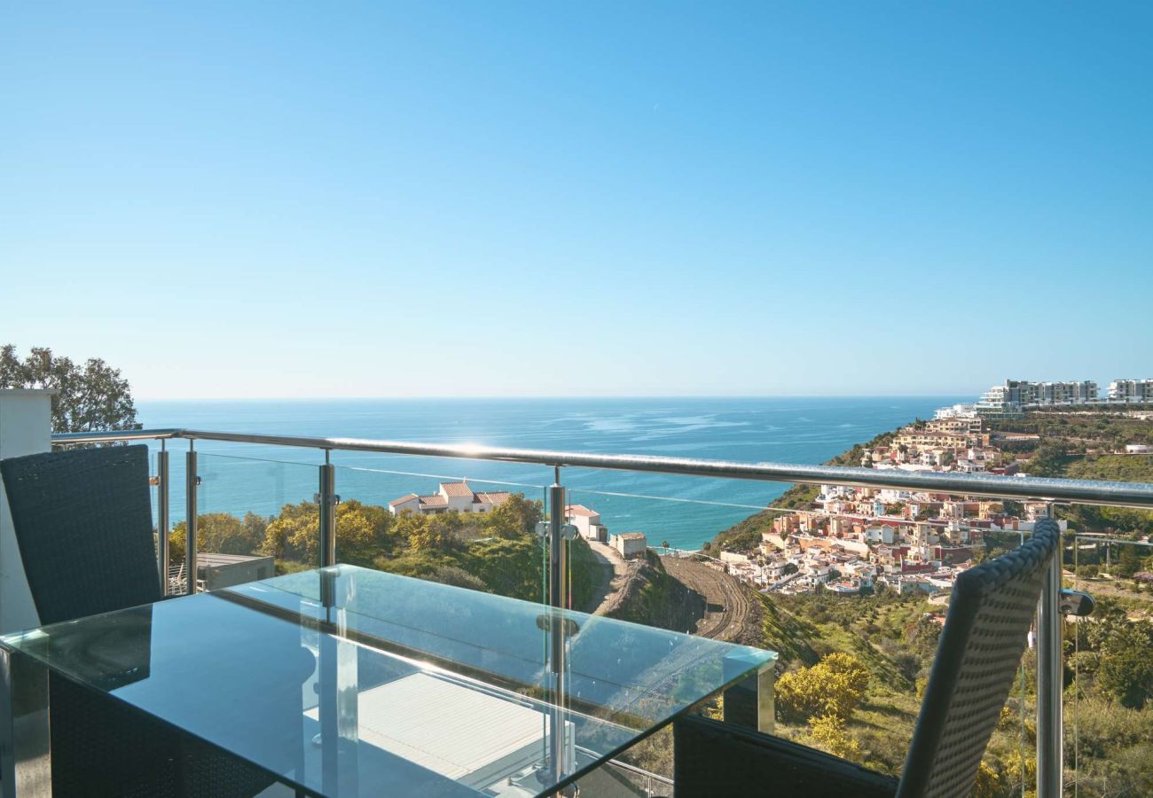 Appartamento a Nerja - Penthouse Balcón del Mar D4: 3 Terrazze e Piscina Riscaldata
