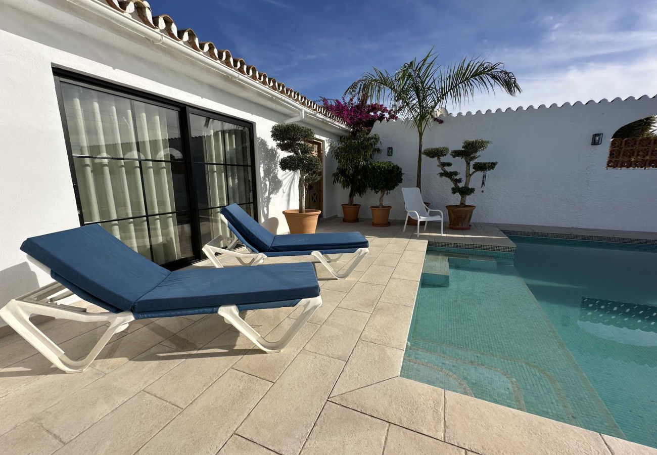 Villa a Nerja - Villa Jackson (La Casita): Villa con piscina privata a Fuente del Badén, Nerja