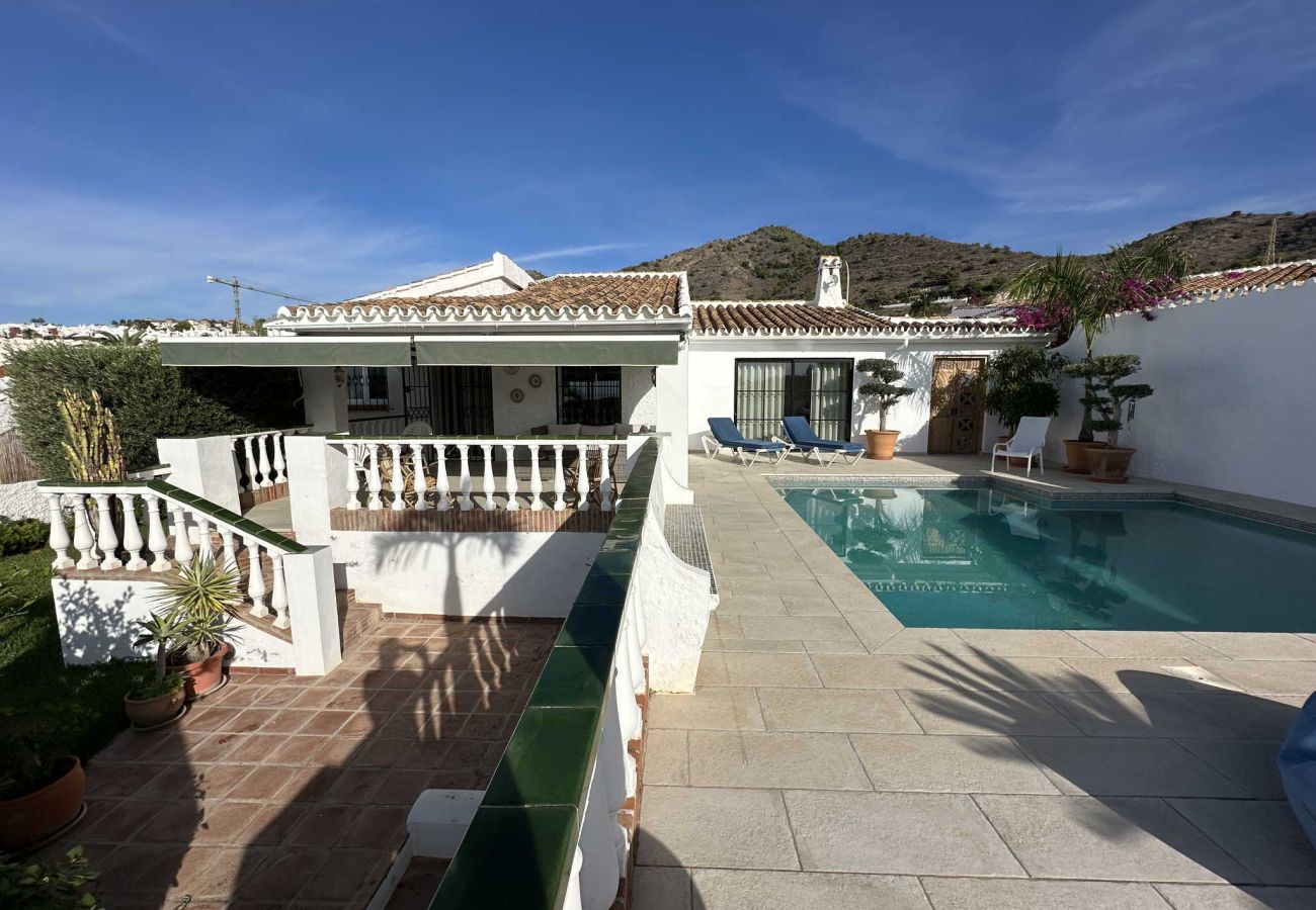Villa a Nerja - Villa Jackson (La Casita): Villa con piscina privata a Fuente del Badén, Nerja