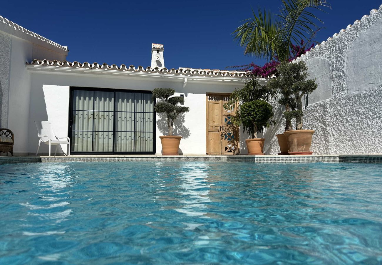 Villa a Nerja - Villa Jackson (La Casita): Villa con piscina privata a Fuente del Badén, Nerja