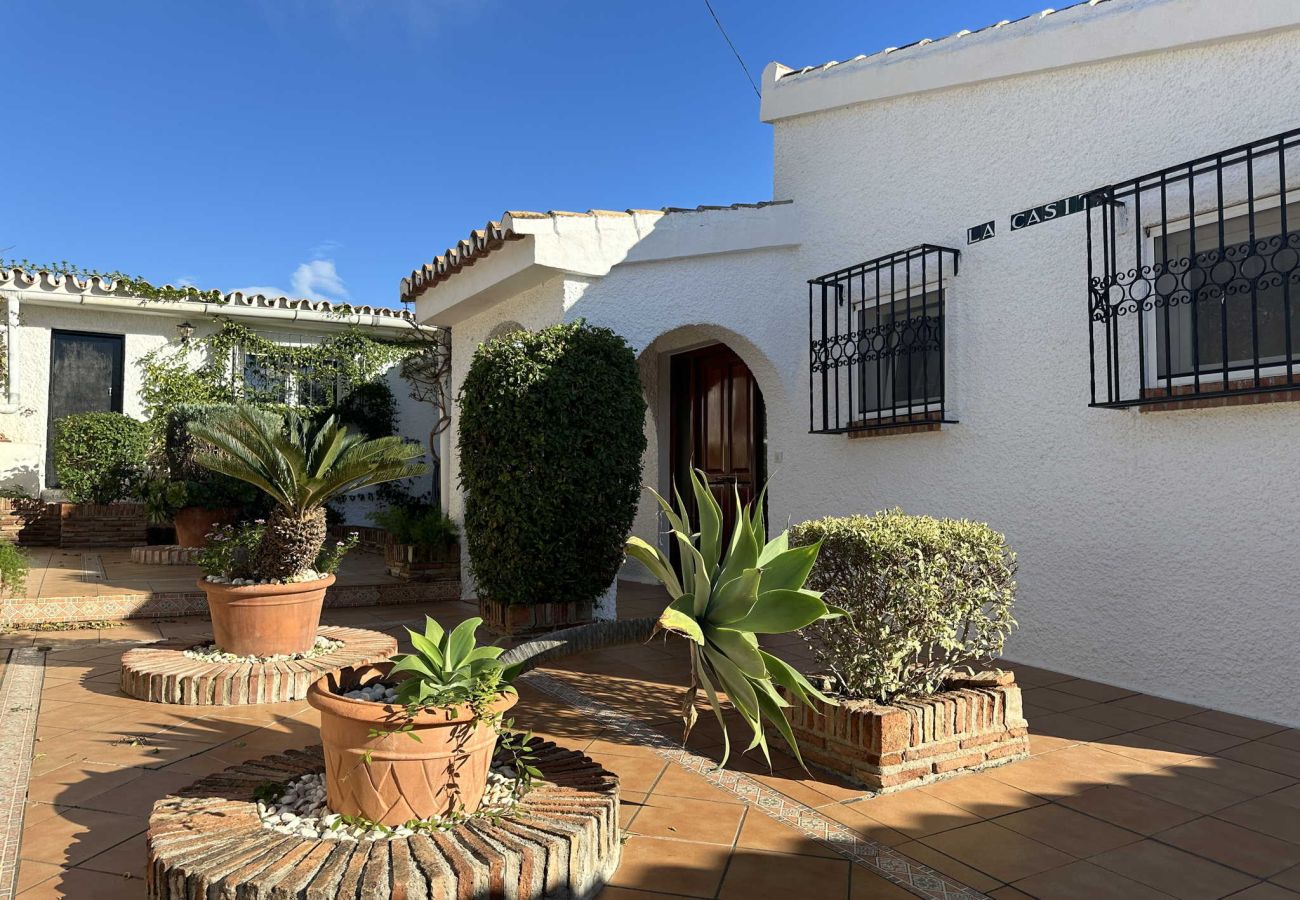 Villa a Nerja - Villa Jackson (La Casita): Villa con piscina privata a Fuente del Badén, Nerja