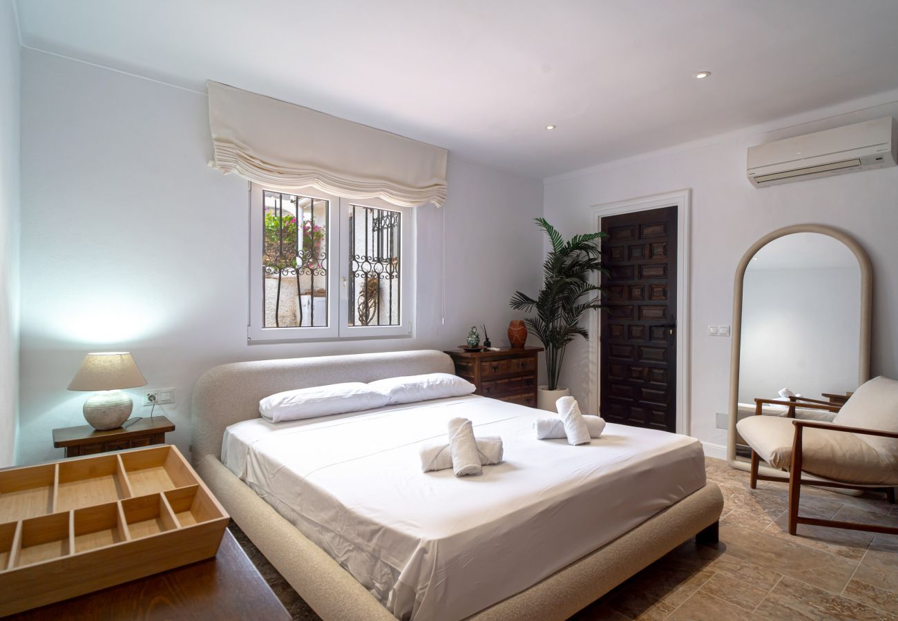 Villa a Nerja - Villa La Casita: Villa con piscina privata a Fuente del Badén, Nerja