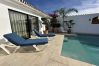 Villa a Nerja - Villa La Casita: Villa con piscina privata a Fuente del Badén, Nerja