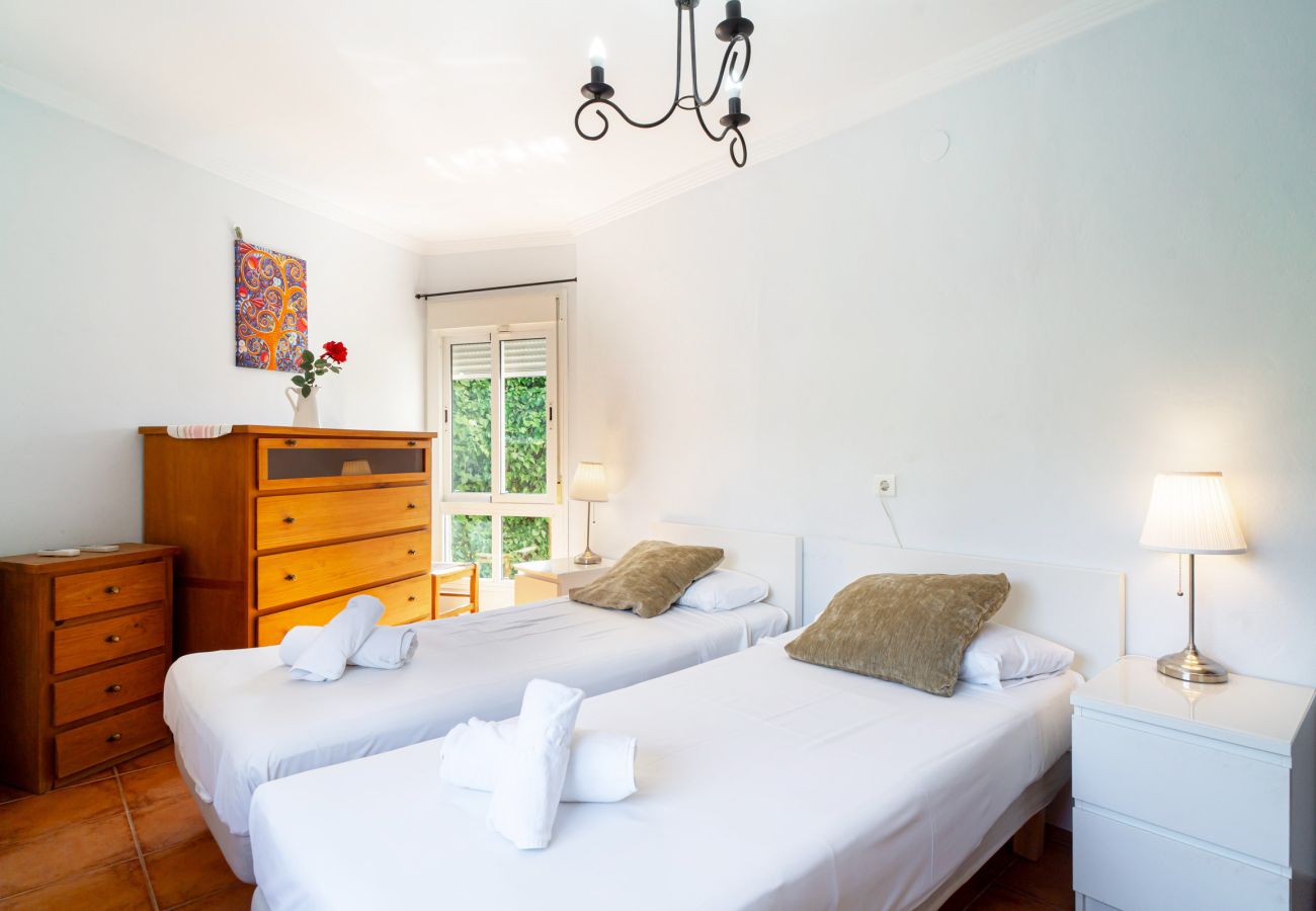 Appartamento a Nerja - Tahiti 2 7: Appartamento per famiglie per 4 persone a Playa Burriana, Nerja