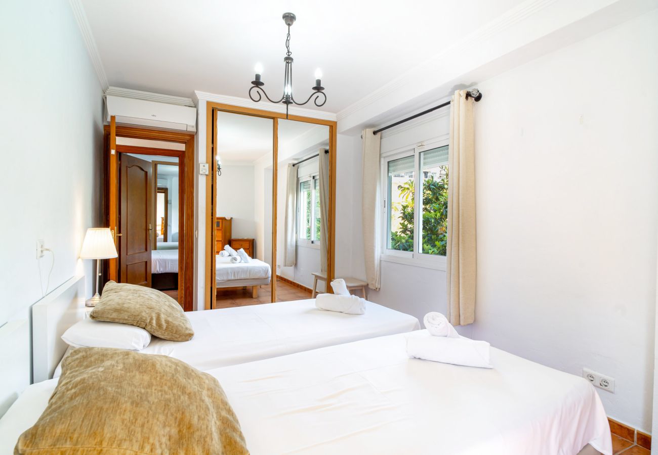 Appartamento a Nerja - Tahiti 2 7: Appartamento per famiglie per 4 persone a Playa Burriana, Nerja