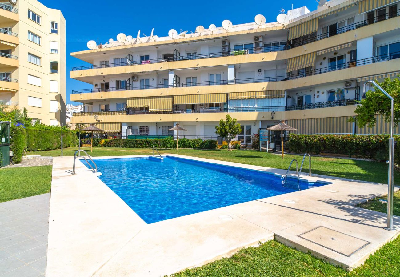 Appartamento a Nerja - Tahiti 2 7: Appartamento per famiglie per 4 persone a Playa Burriana, Nerja