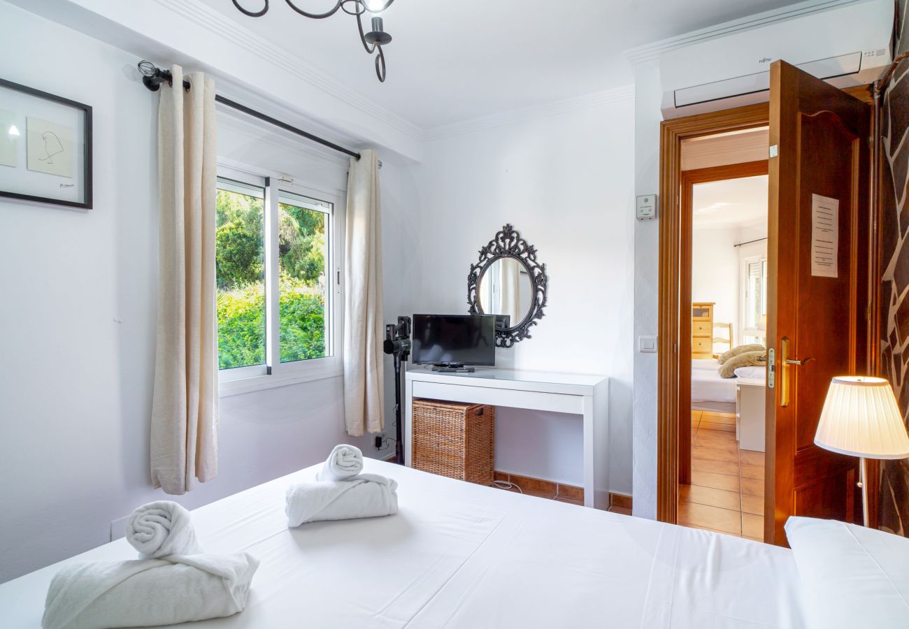 Appartamento a Nerja - Tahiti 2 7: Appartamento per famiglie per 4 persone a Playa Burriana, Nerja