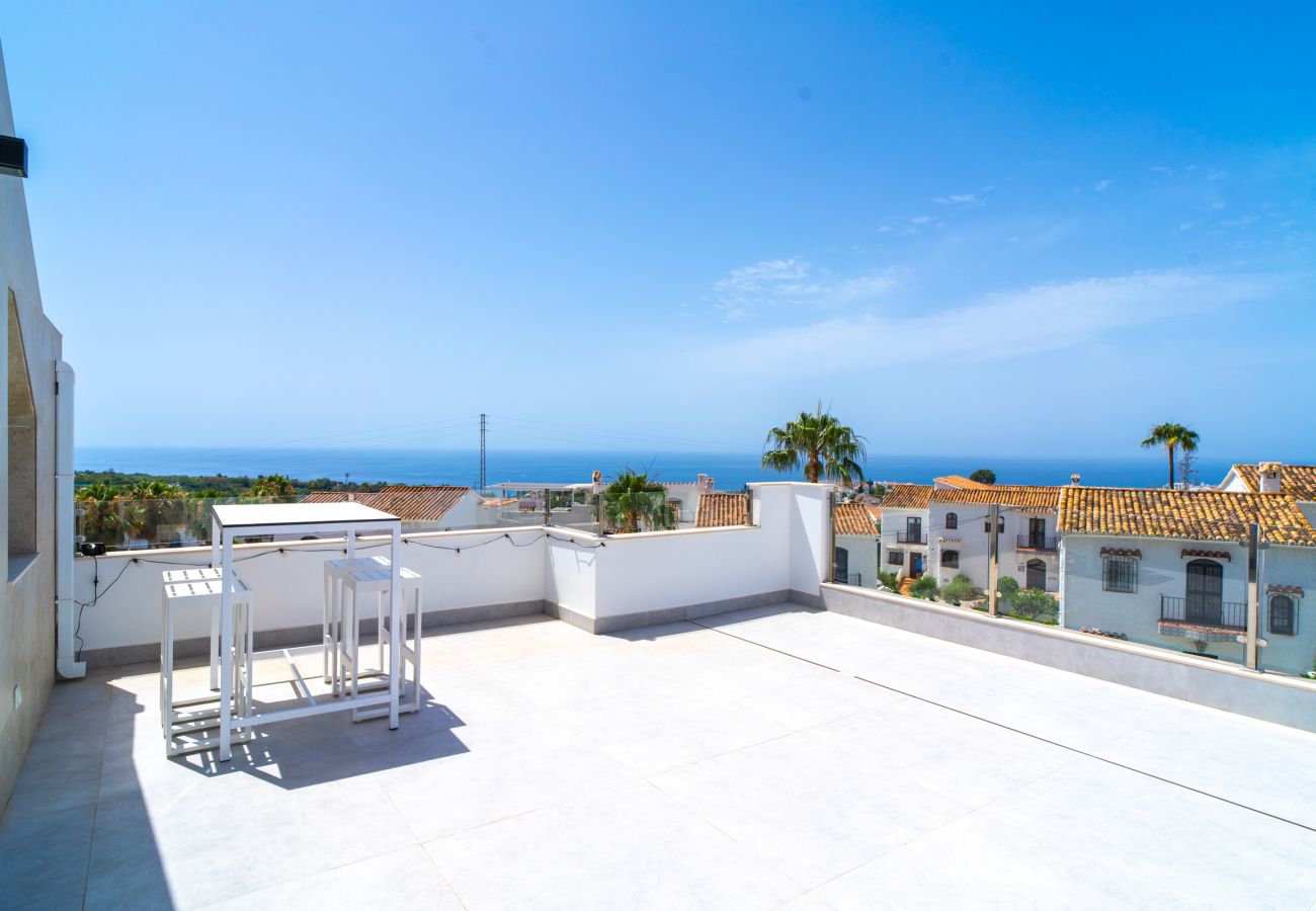 Villa a Nerja - Casa Mezcal - Villa per 4 persone con piscina privata e vasca idromassaggio a Nerja