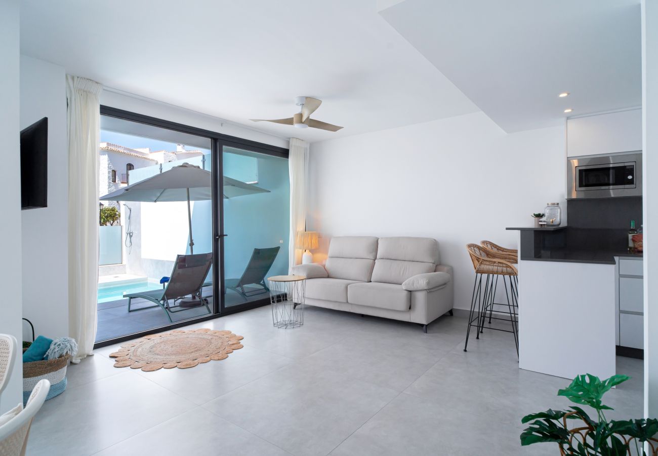Villa a Nerja - Casa Mezcal - Villa per 4 persone con piscina privata e vasca idromassaggio a Nerja