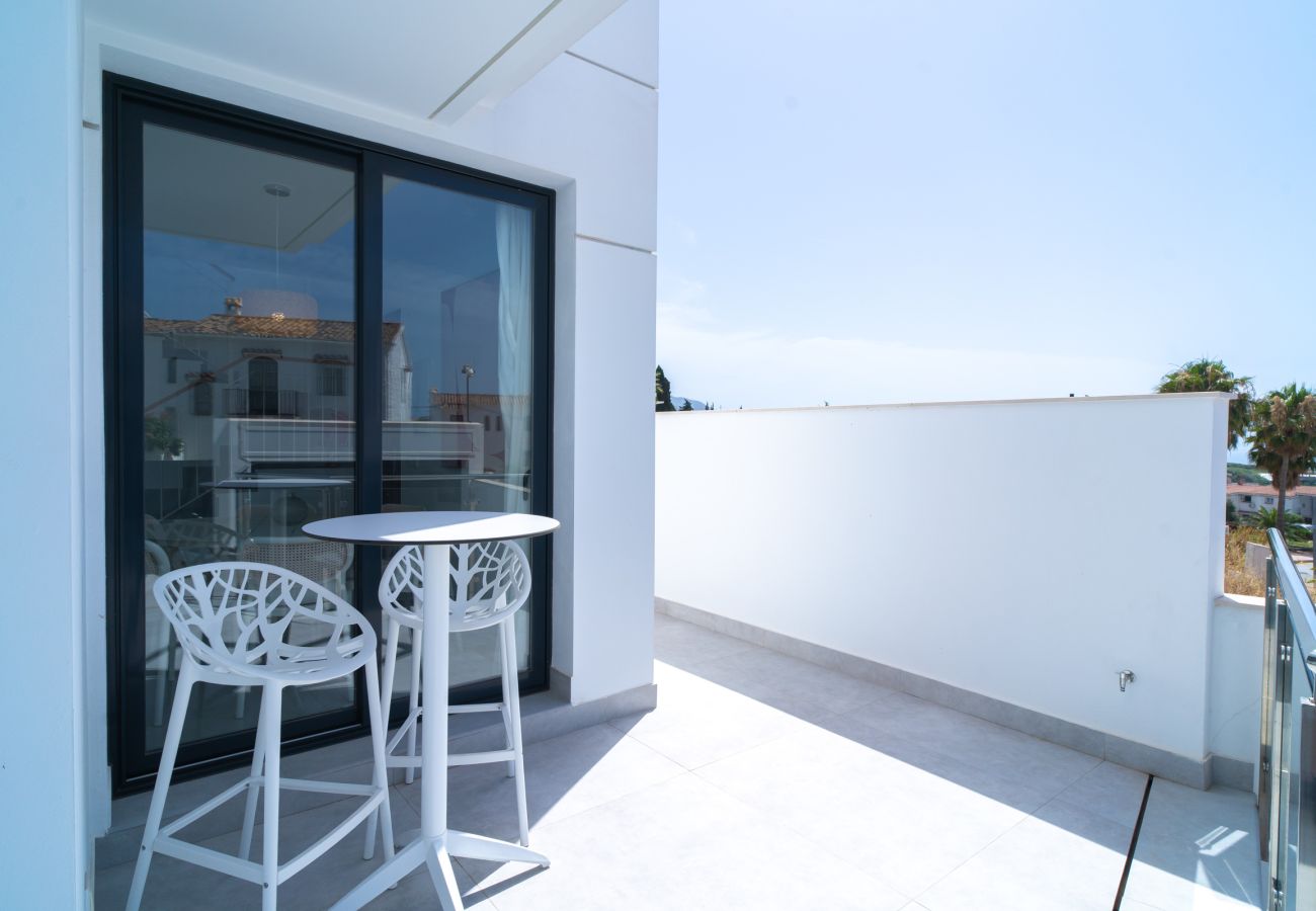 Villa a Nerja - Casa Mezcal - Villa per 4 persone con piscina privata e vasca idromassaggio a Nerja