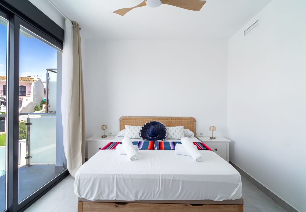 Villa a Nerja - Casa Mezcal - Villa per 4 persone con piscina privata e vasca idromassaggio a Nerja