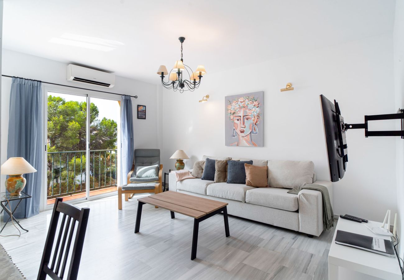 Soggiorno con terrazza a Flores de Burriana 5 – casa con 3 camere da letto e piscina
