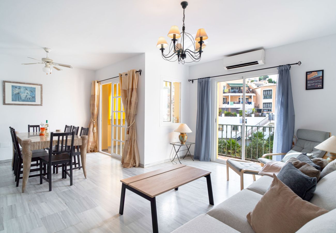 Sala da pranzo per 6 persone in via Flores de Burriana 5, Nerja